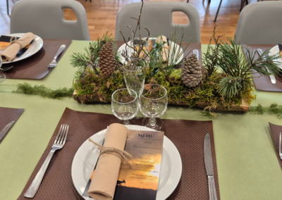 table saint hubert 2 Les amis de Nicolas Association de trompe de chasse messe saint hubert